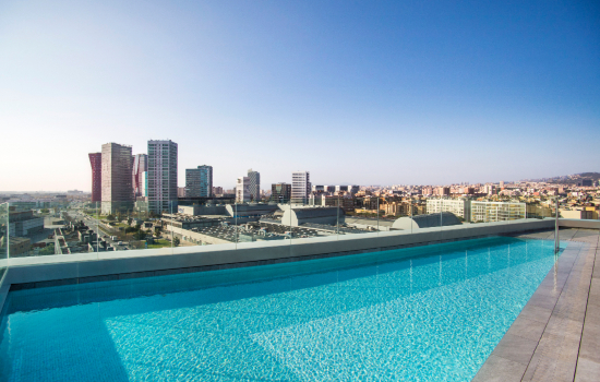 Hotel with pool in Barcelona