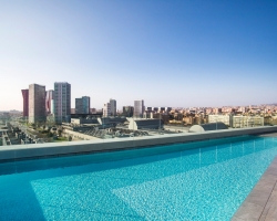 Hotel with pool in Barcelona